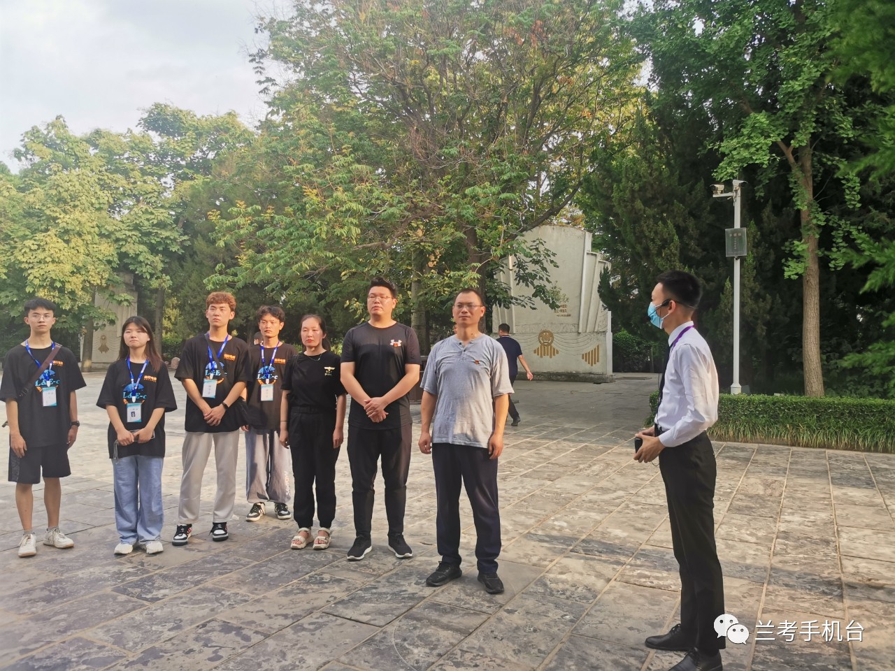 河南牧业经济学院物流与电商学院师生来兰学习焦裕禄精神